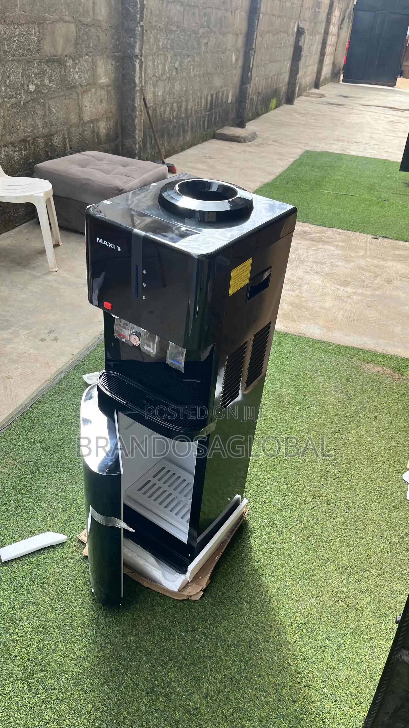 Maxi Water Dispenser Yl2382s-B – Premium Cooling Water Unit