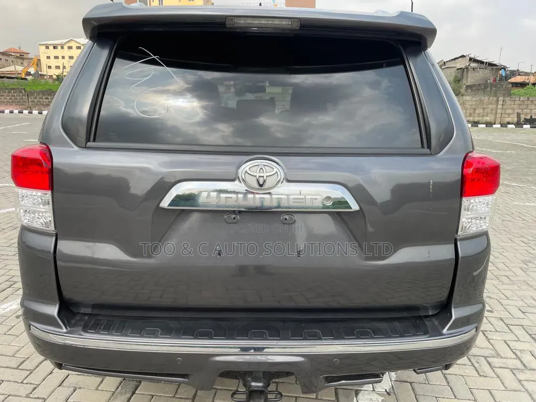 Toyota 4-Runner 2013 Gray