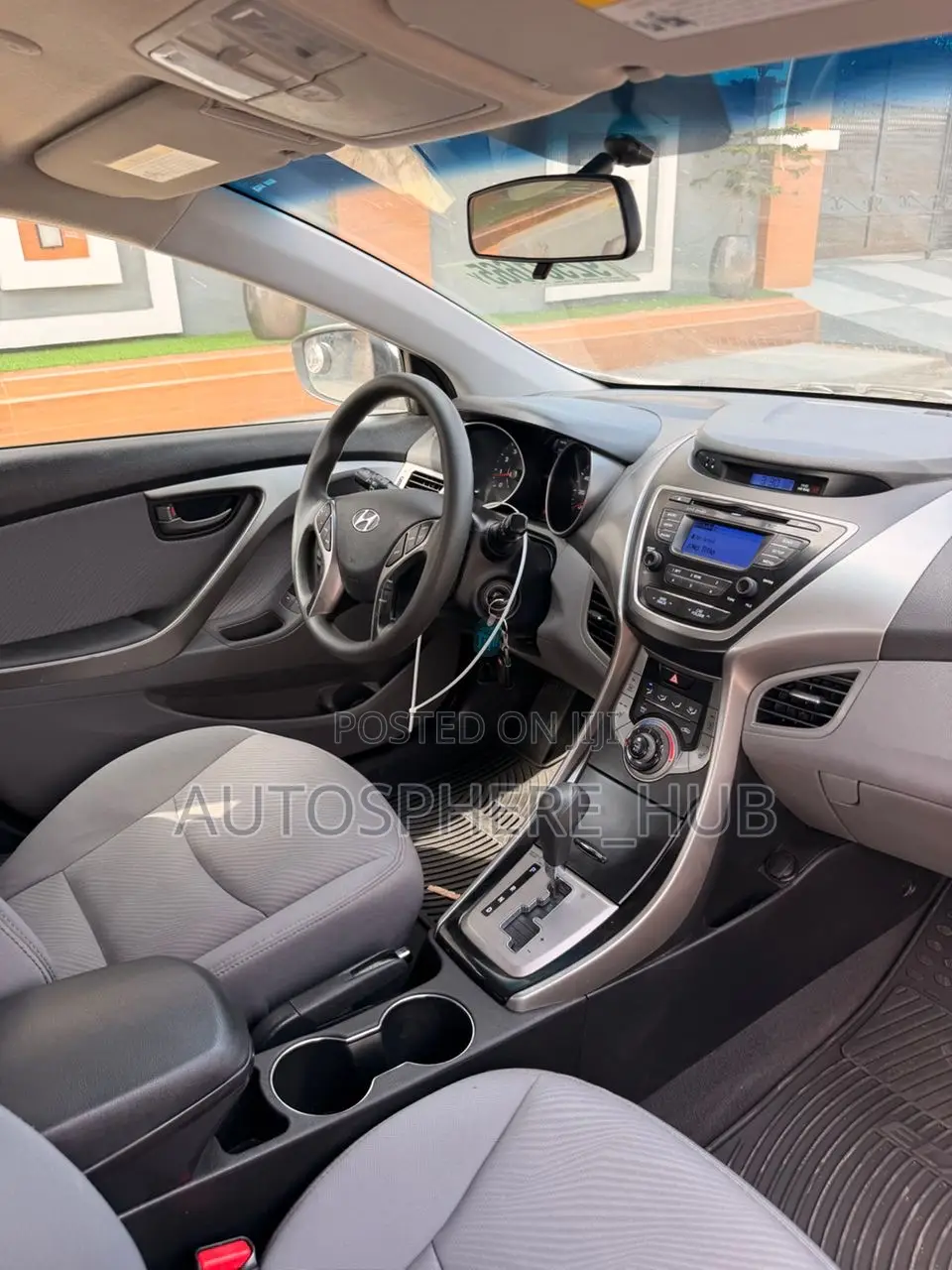 Hyundai Elantra 2013 White