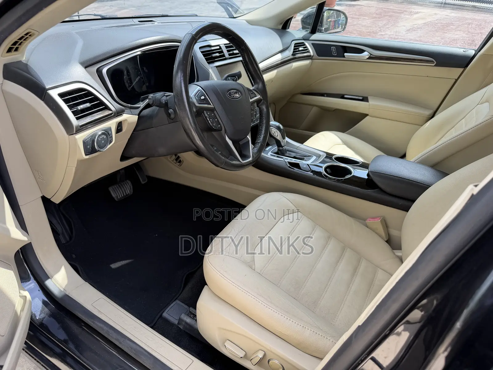 Ford Fusion SE Hybrid 2013 Black