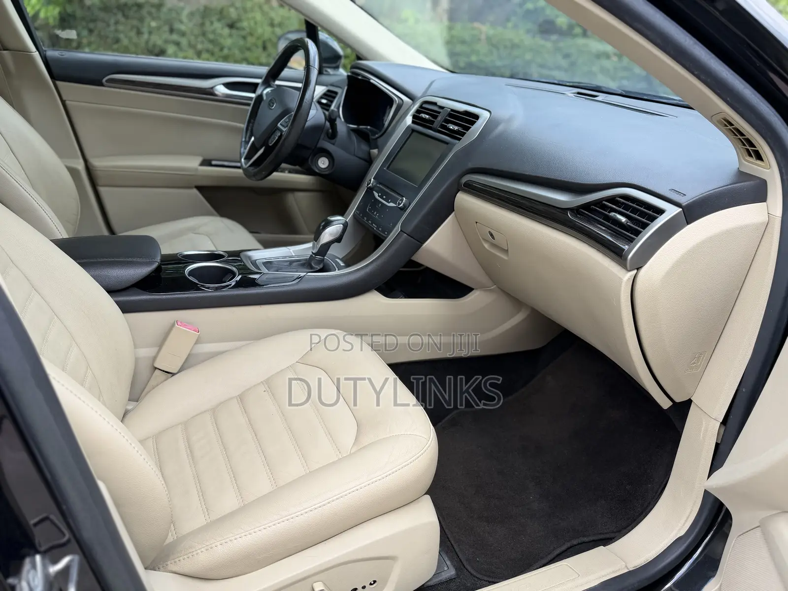 Ford Fusion SE Hybrid 2013 Black