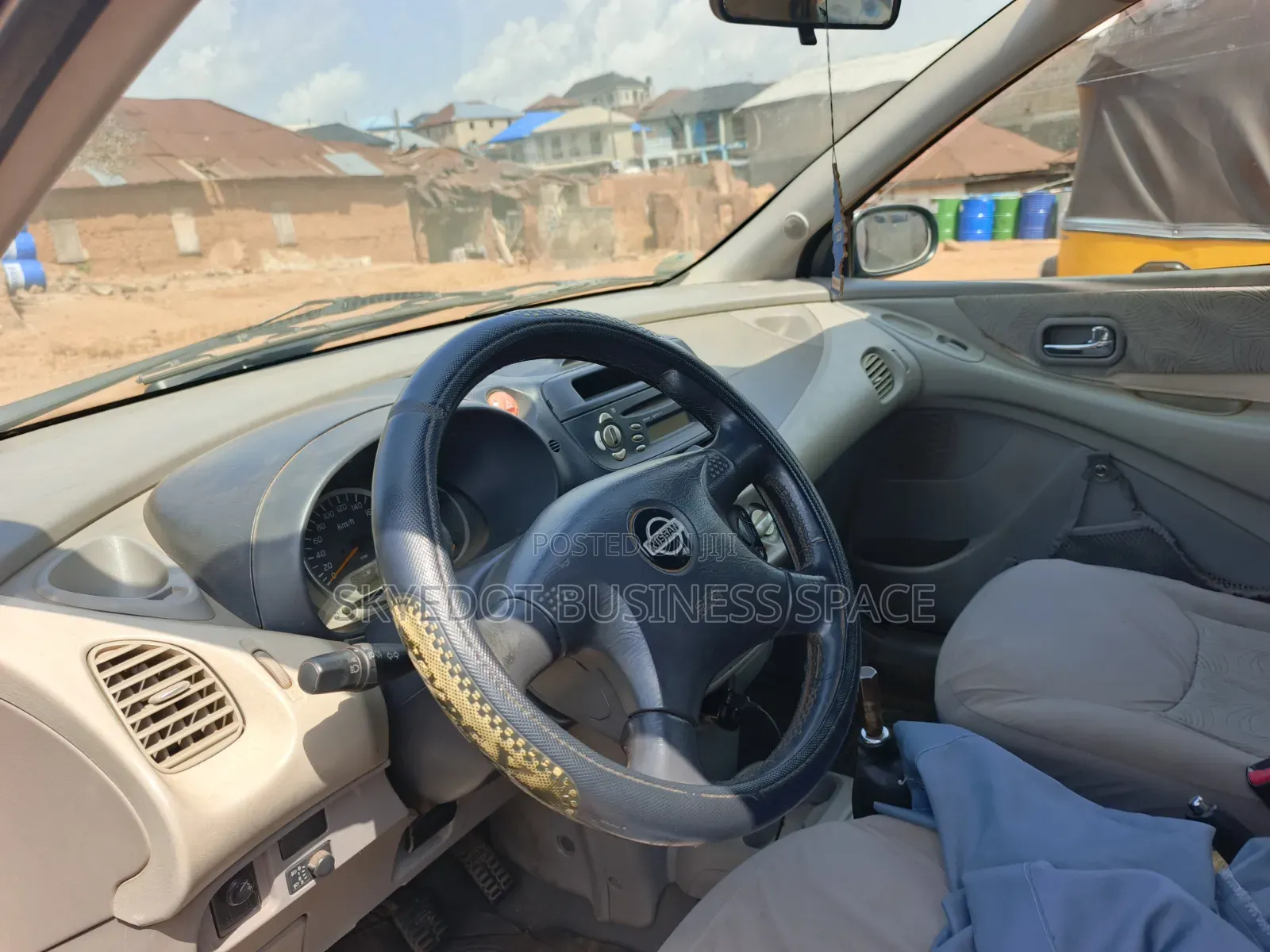 Nissan Almera 2005 Silver