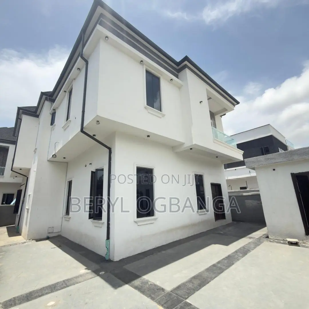 5bdrm Duplex in Ikota for rent