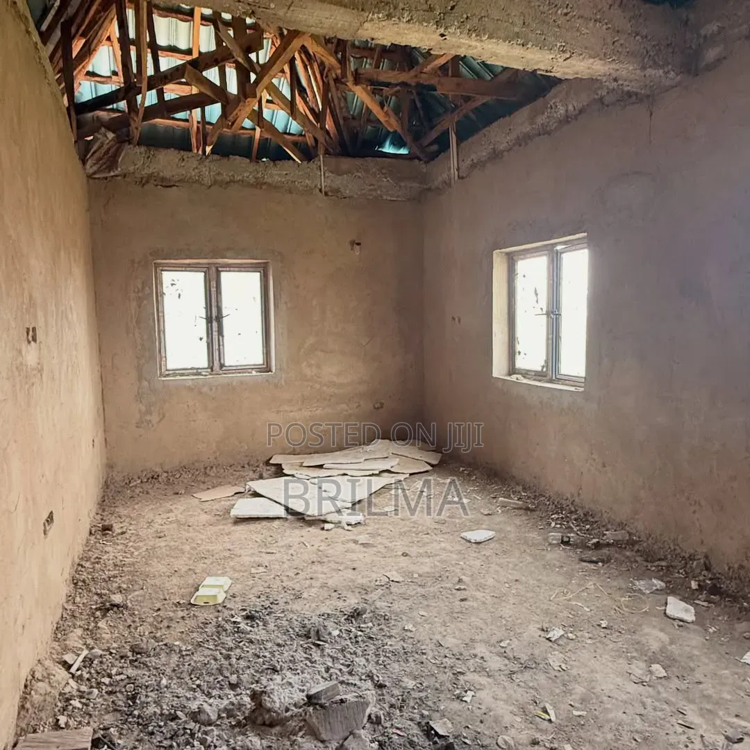 3bdrm Apartment in Kaura for sale