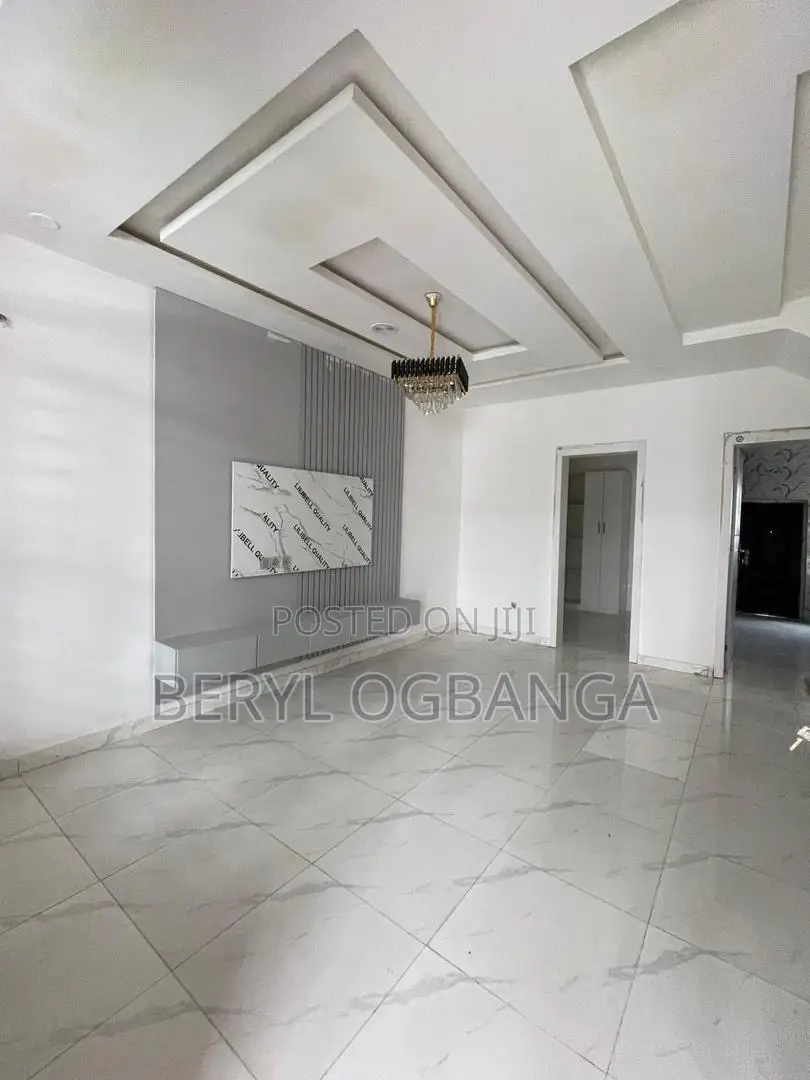 3bdrm Duplex in Ikota for rent