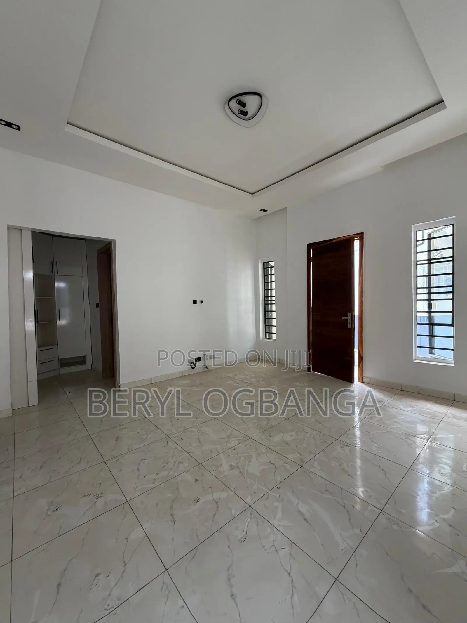 4bdrm Duplex in Lekki Phase 2 for rent
