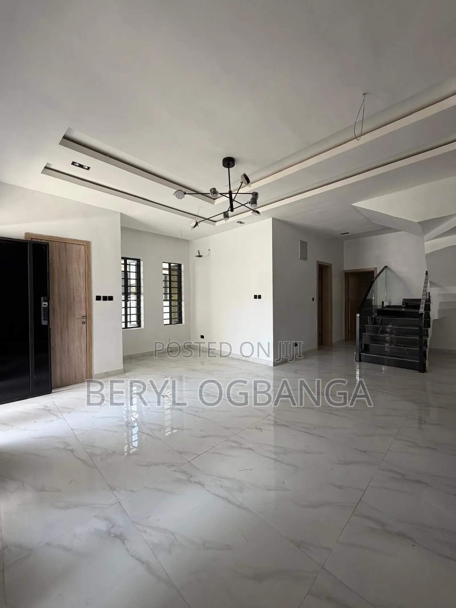 4bdrm Duplex in Lekki Phase 2 for rent