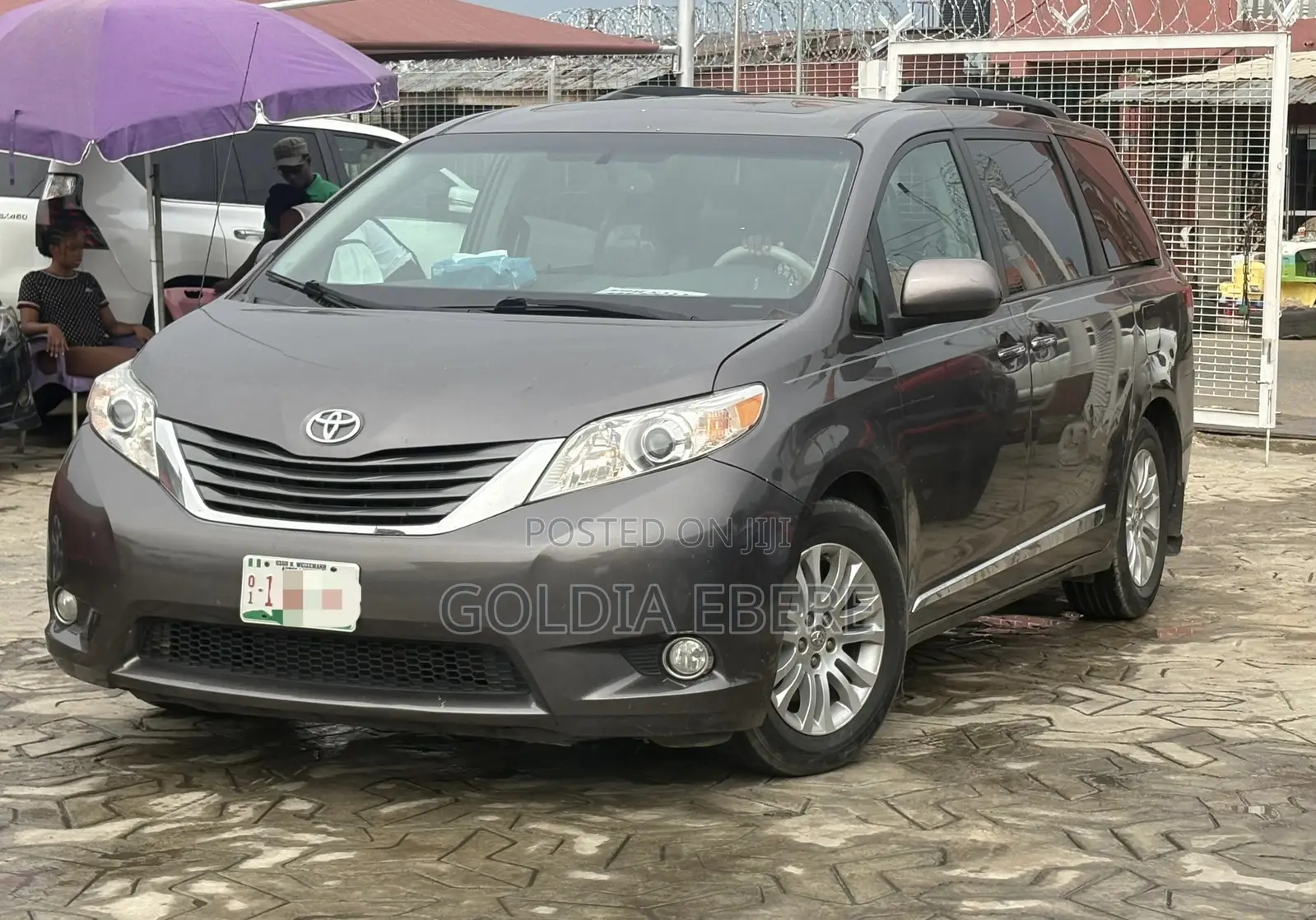 Toyota Sienna 2013 Gray