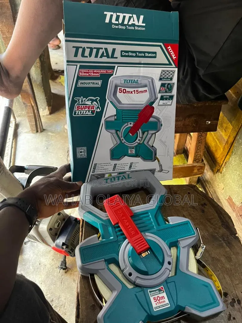Total 50m Industrial Fiberglass Measuring Tape Reel