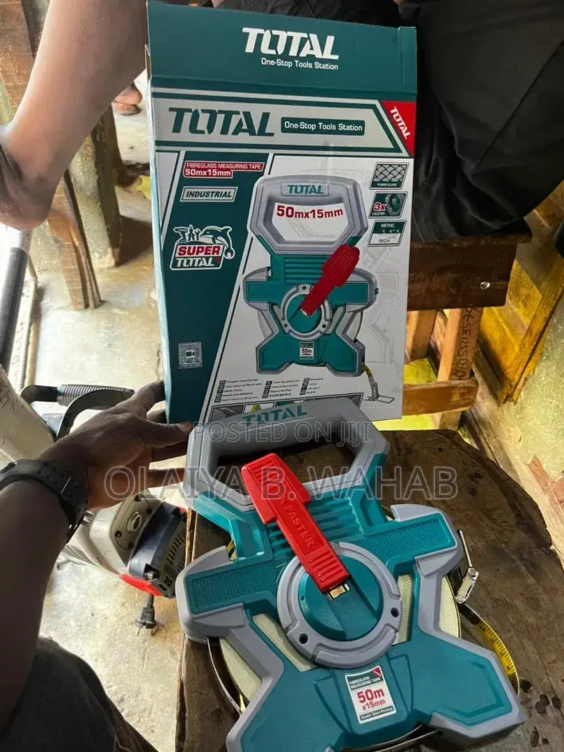 Total 50m Industrial Fiberglass Measuring Tape Reel
