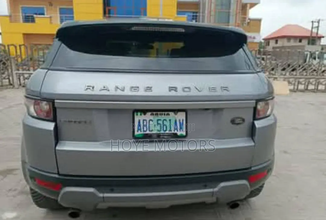 Land Rover Range Rover Evoque Pure 4x4 (2.0L 4cyl 9A) 2014 Green