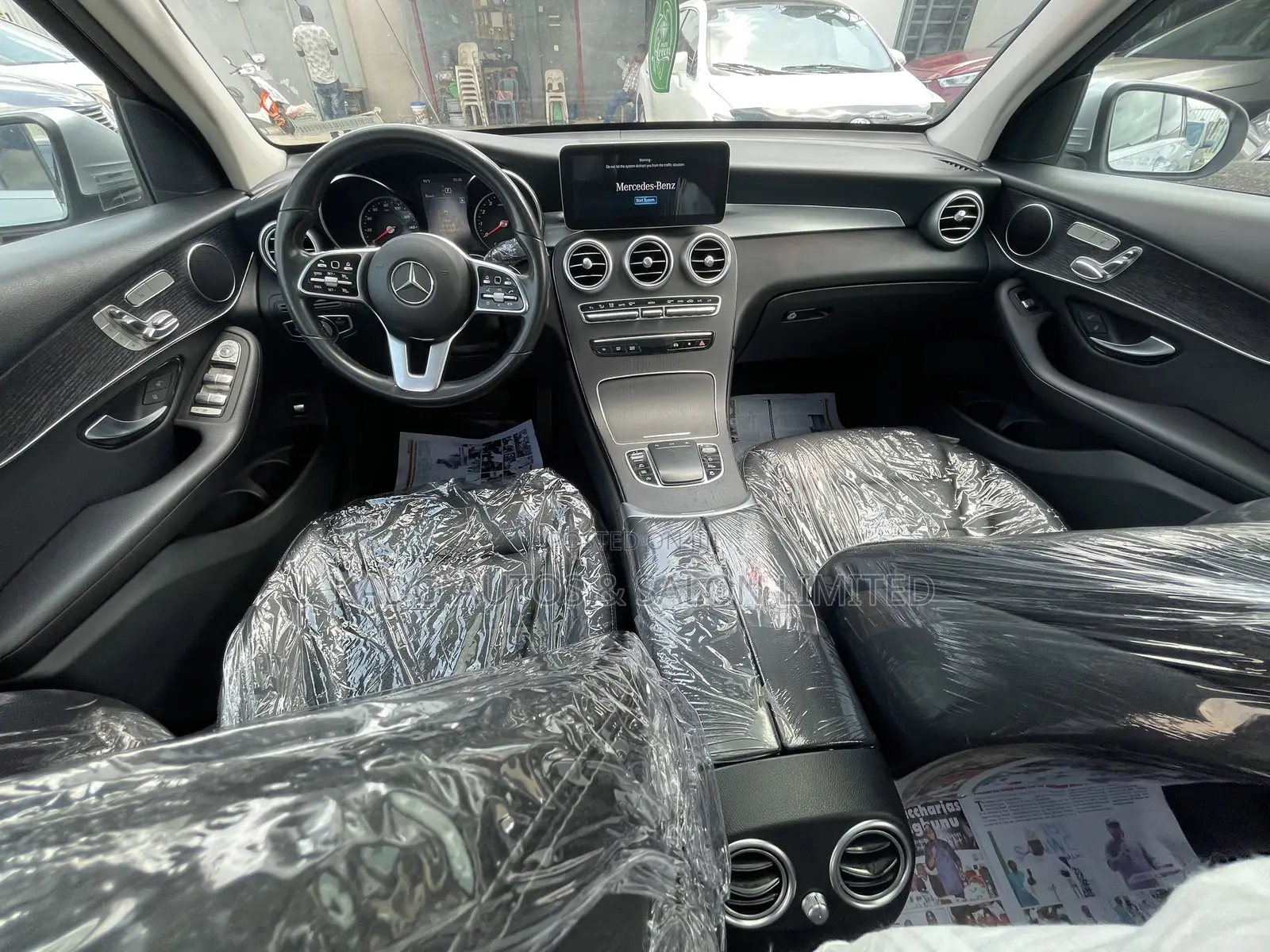Mercedes-Benz GLC-Class 2021 Blue