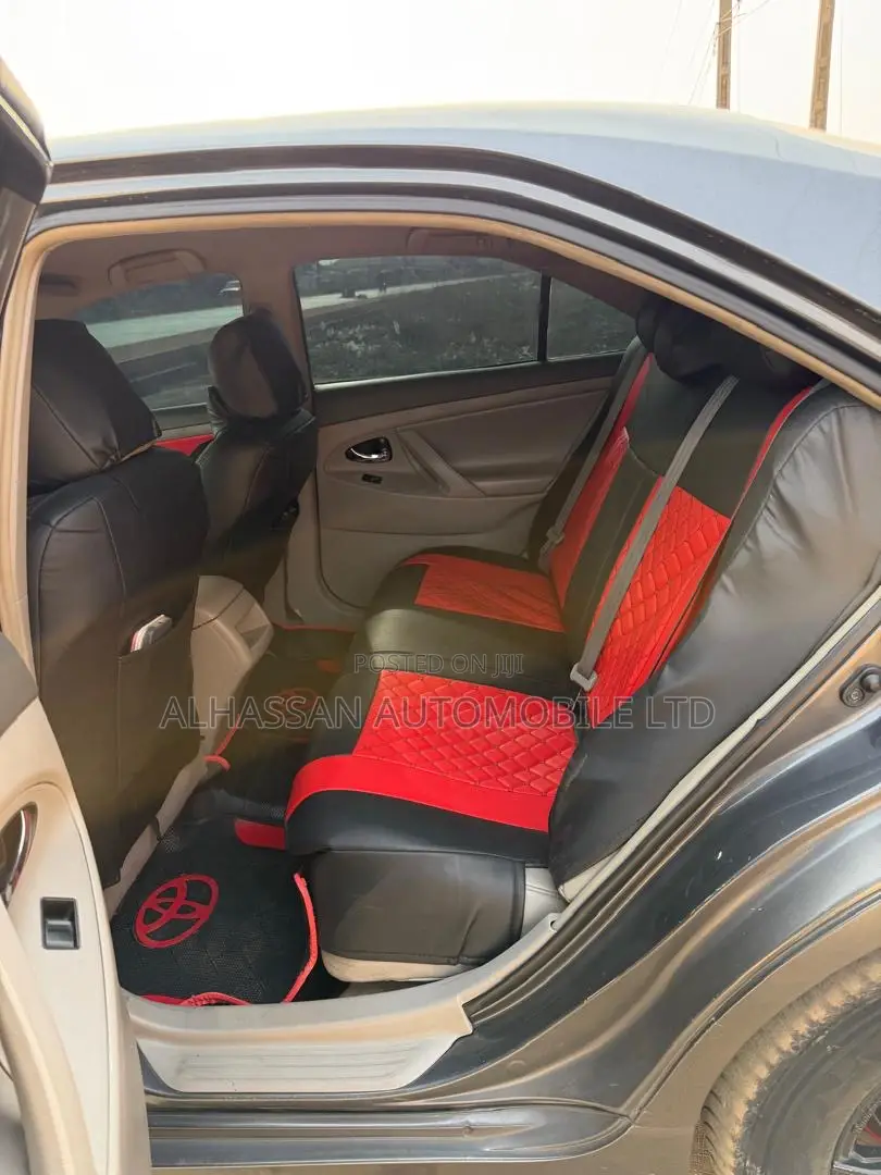Toyota Camry 2008 Gray