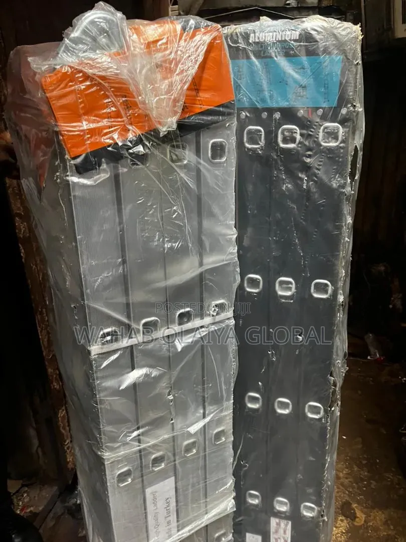 Multi-Purpose Aluminium Folding Ladder 16ft / 20ft