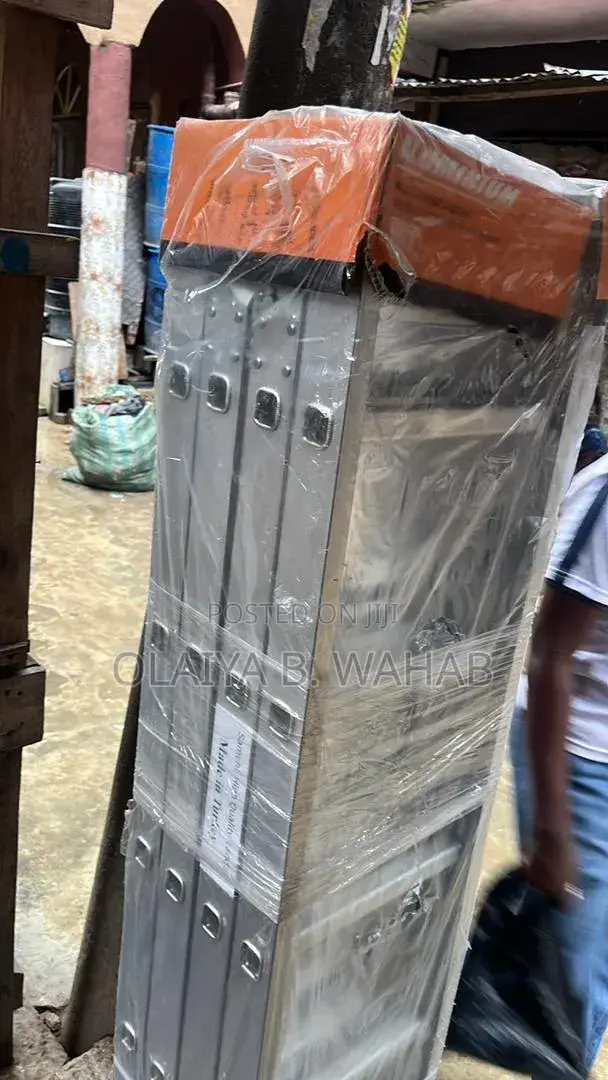 Multi-Purpose Aluminium Folding Ladder 16ft / 20ft