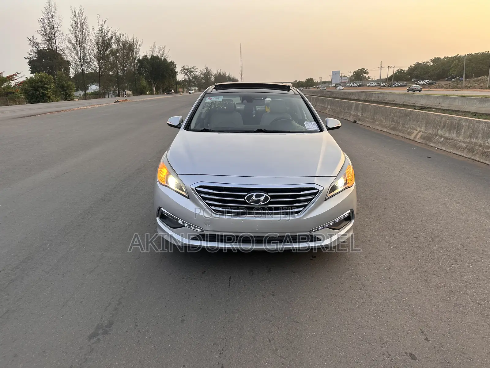 Hyundai Sonata Limited Sedan FWD (2.4L 4cyl 6A) 2016 Silver