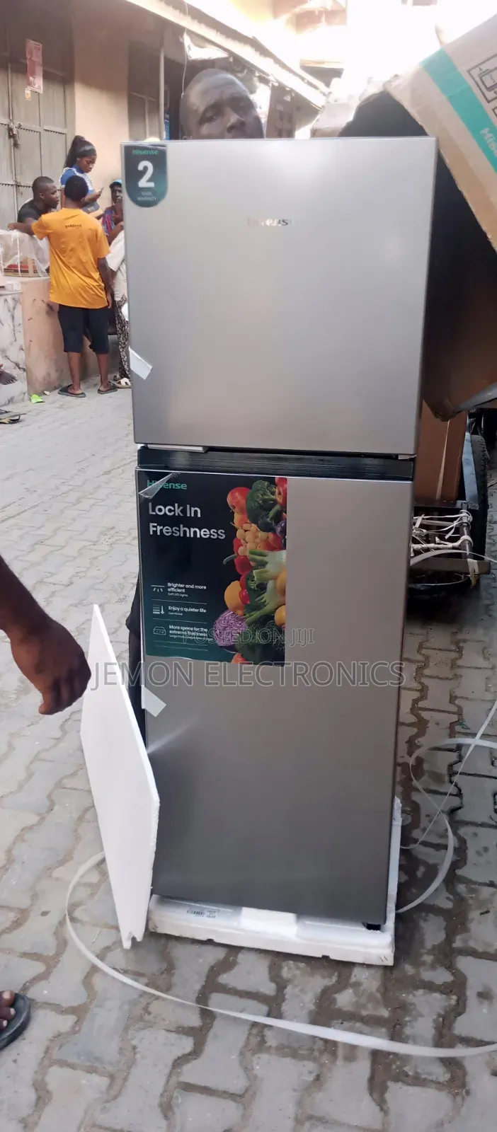 Original 142litrs Standing Hisense Fridge and Freezer Smart