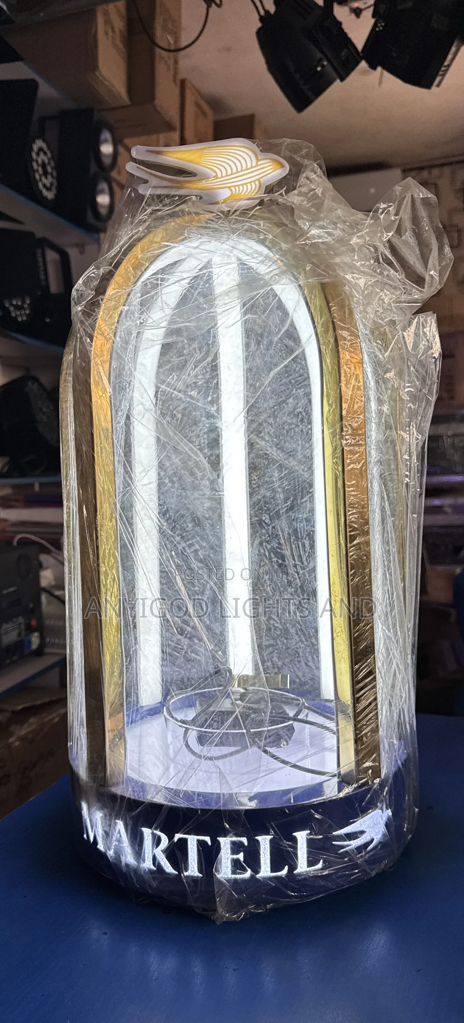 Martel Wine Carrier Drink Presenter
