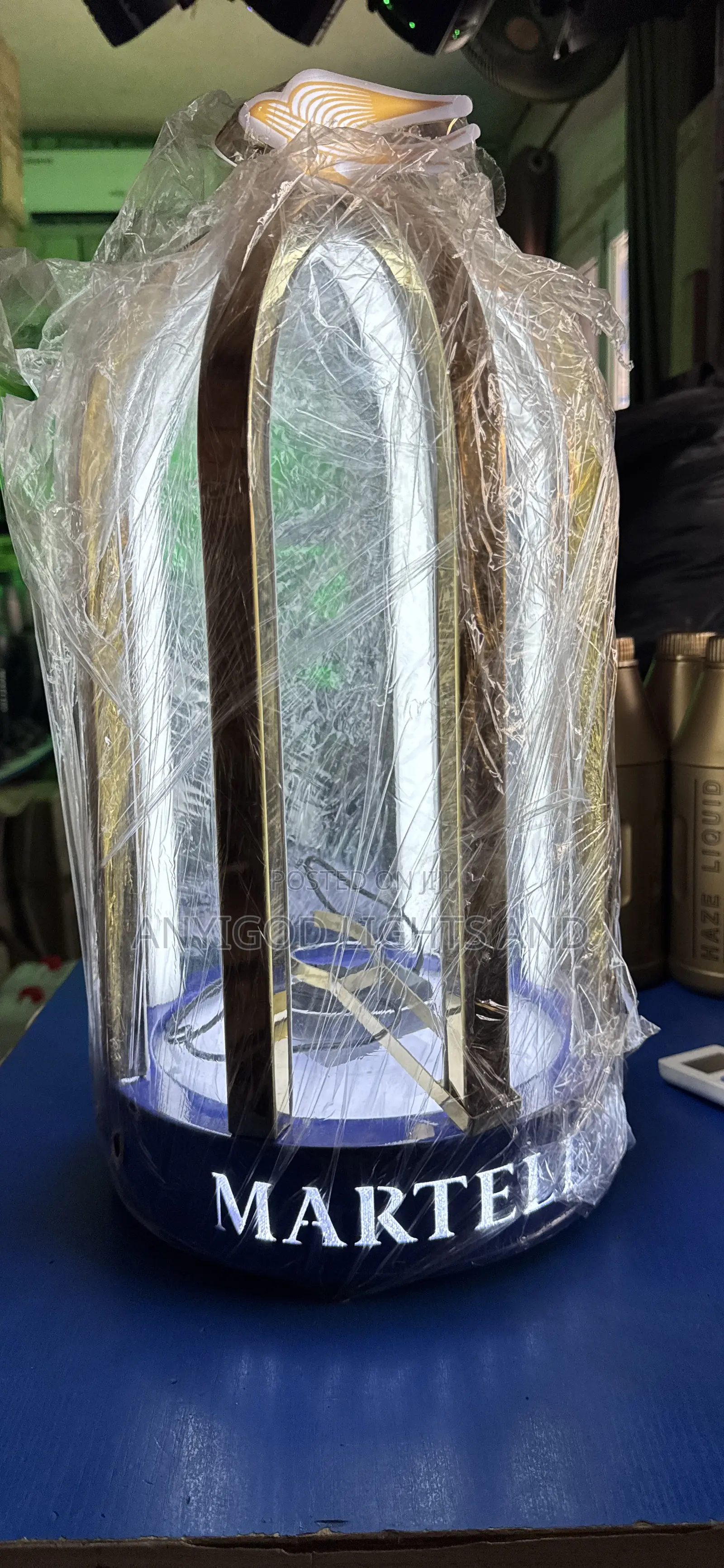 Martel Wine Carrier Drink Presenter