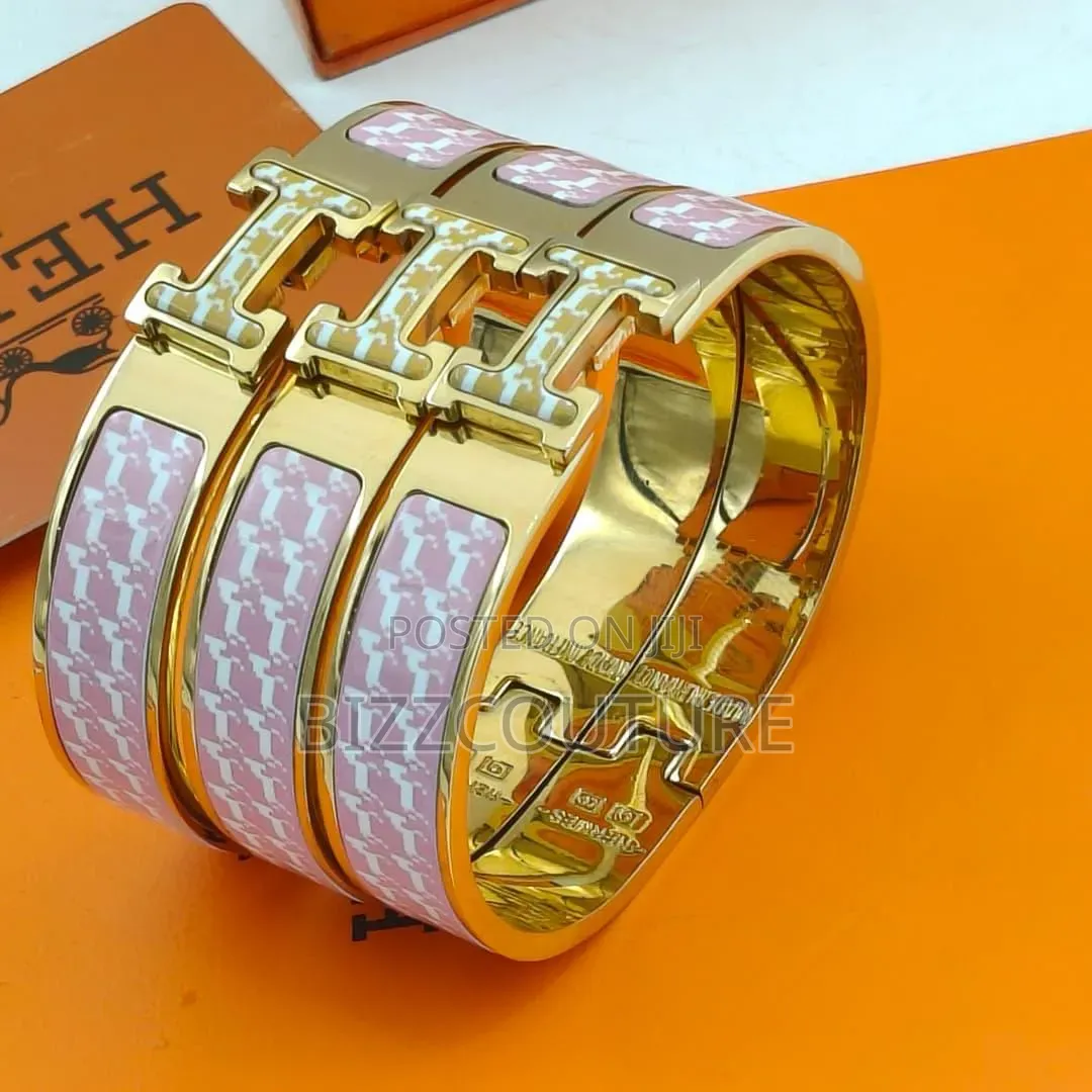 Original Hermes Clic Hh Bracelet Available in Store