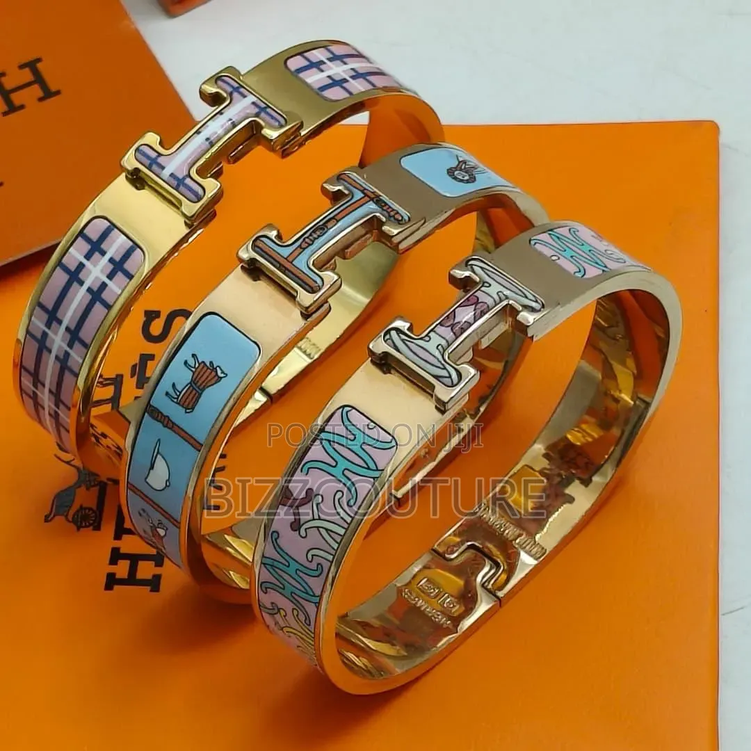 Original Hermes Clic Hh Bracelet Available in Store