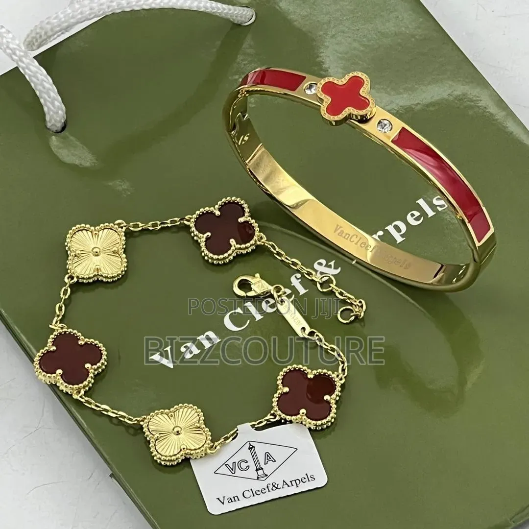 Original Van Cleef Arpels Bracelet Available in Store
