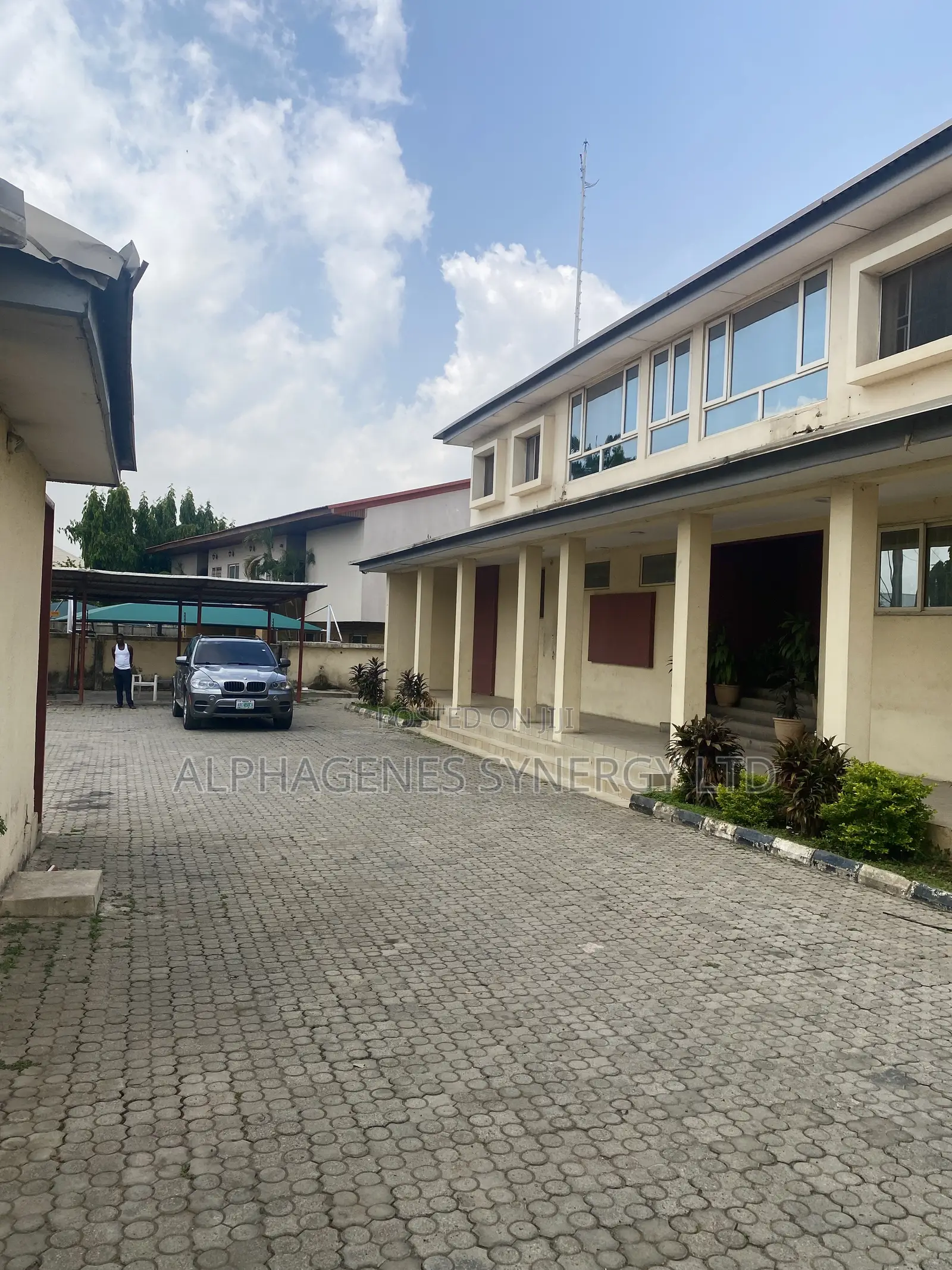 5bdrm Duplex in Asokoro for sale