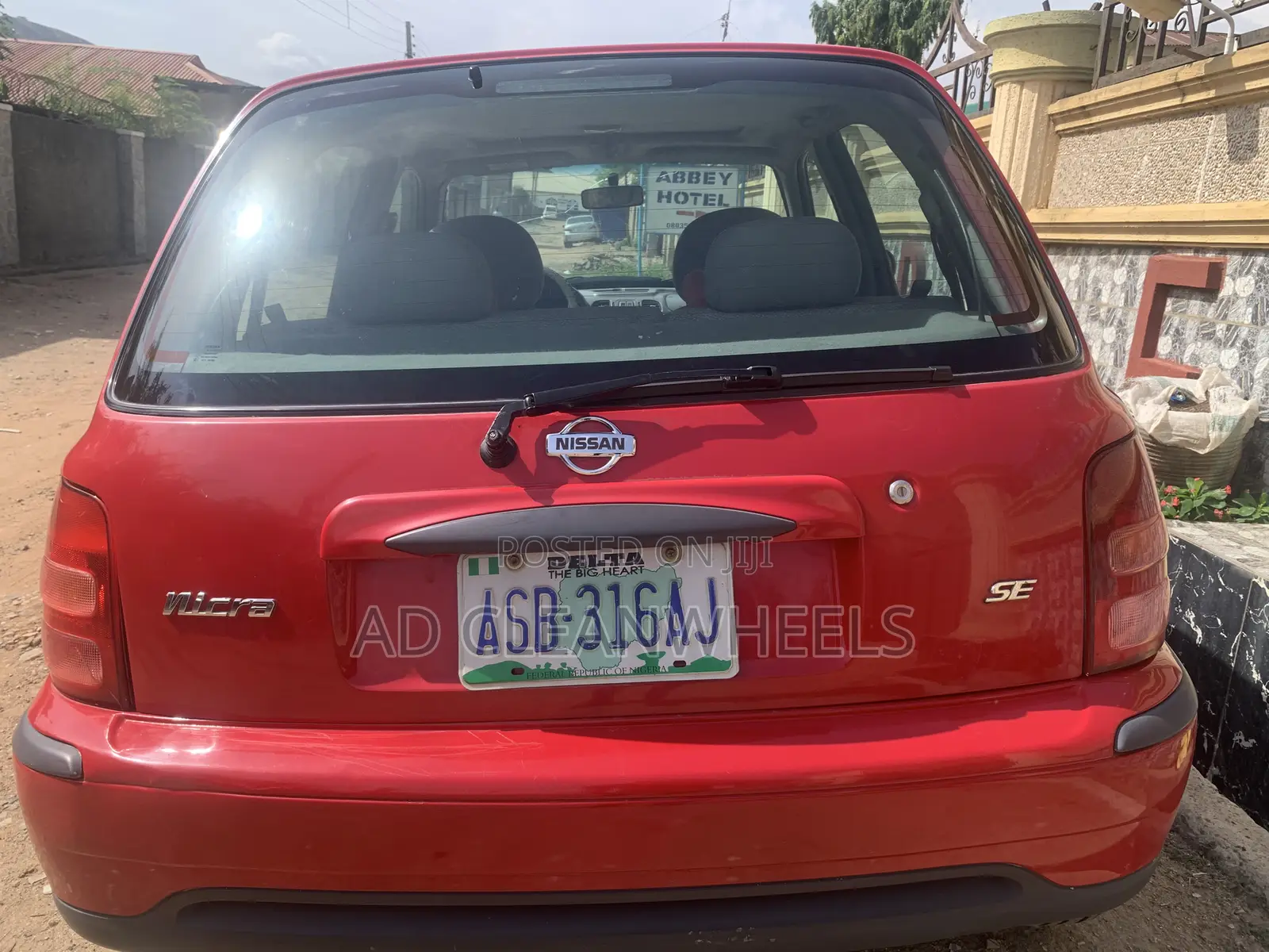 Nissan Micra 2005 Red