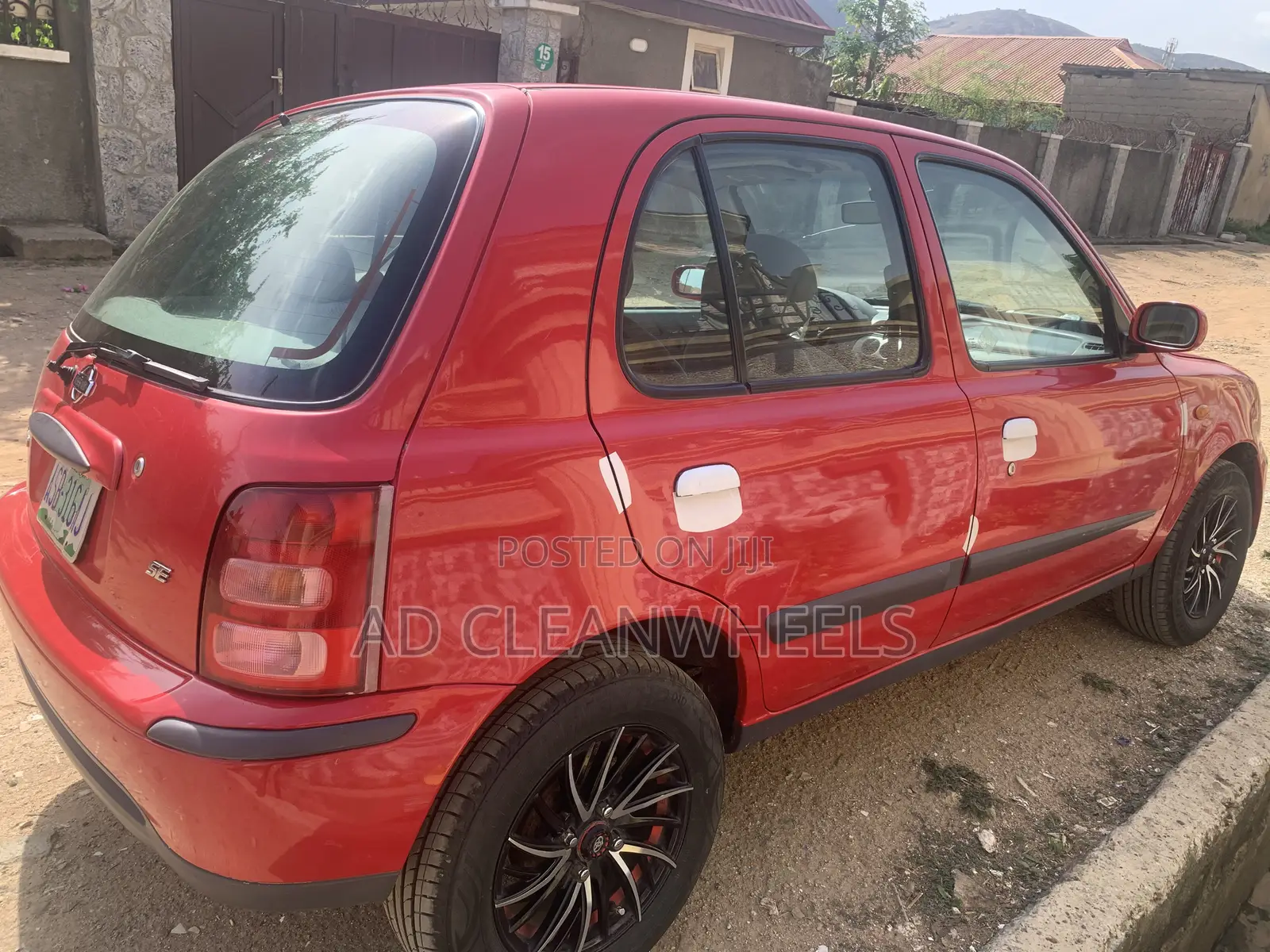 Nissan Micra 2005 Red