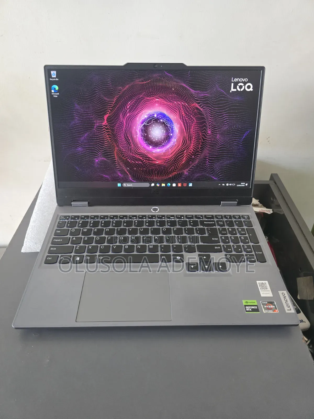Laptop Lenovo LOQ 15ARP9 16GB AMD Ryzen 7 SSD 512GB