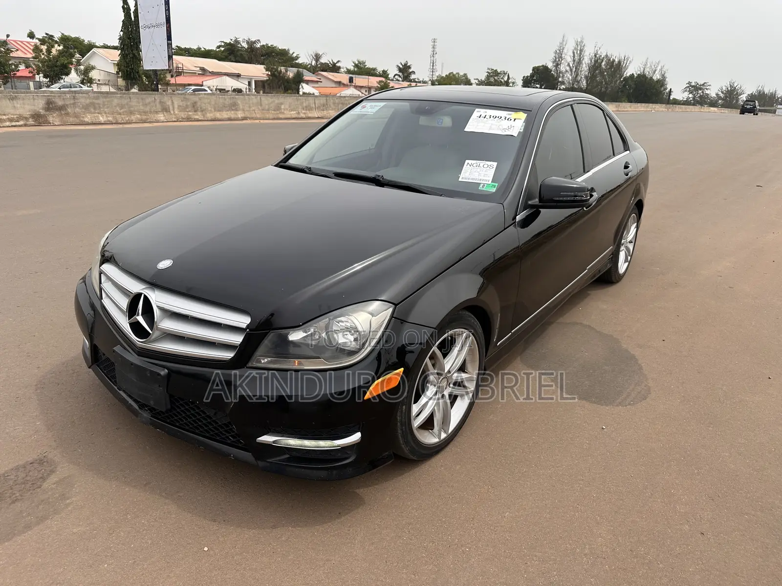 Mercedes-Benz C300 2012 Black