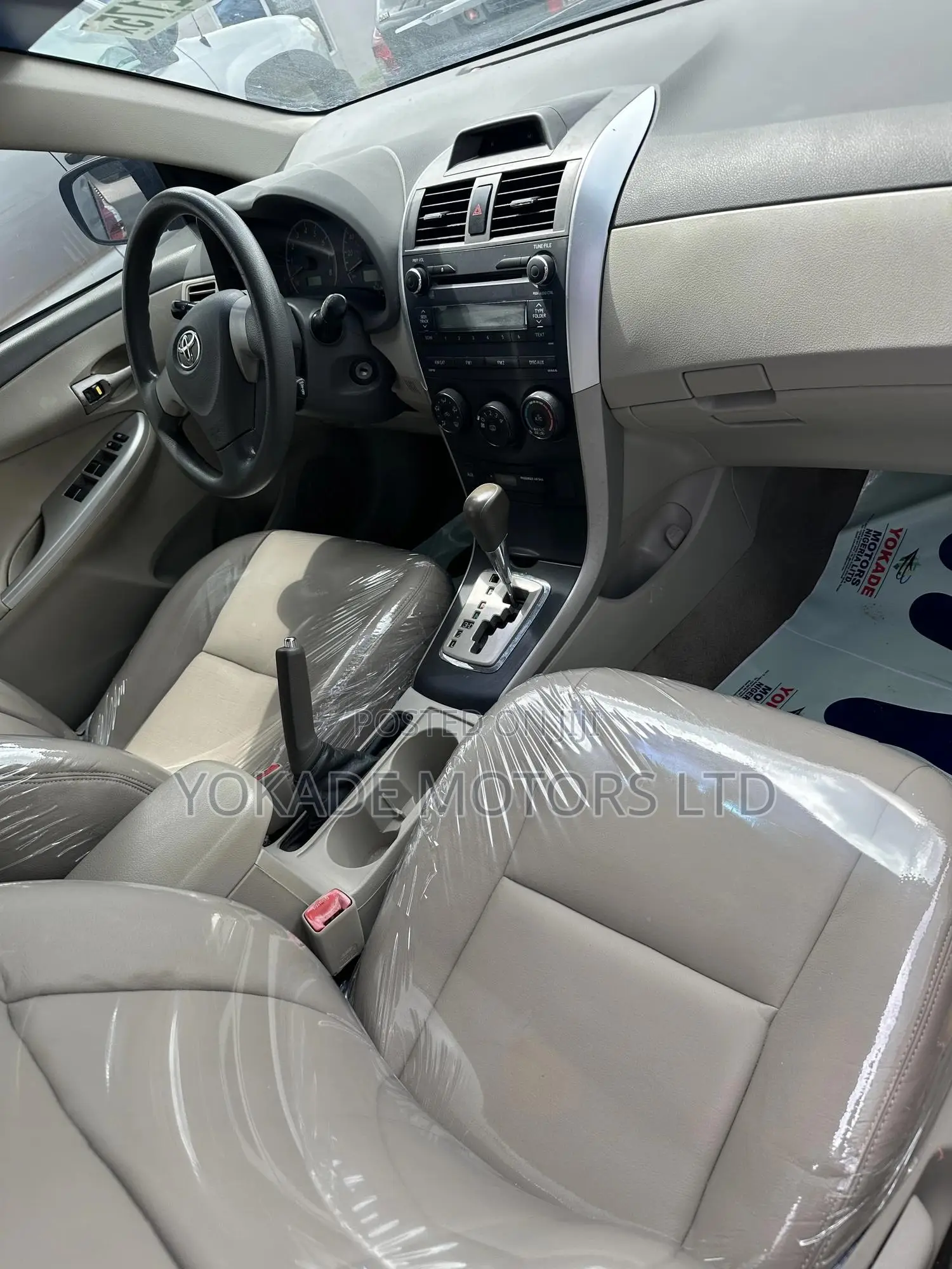 Toyota Corolla LE 4dr Sedan (1.8L 4cyl 4A) 2010 Black