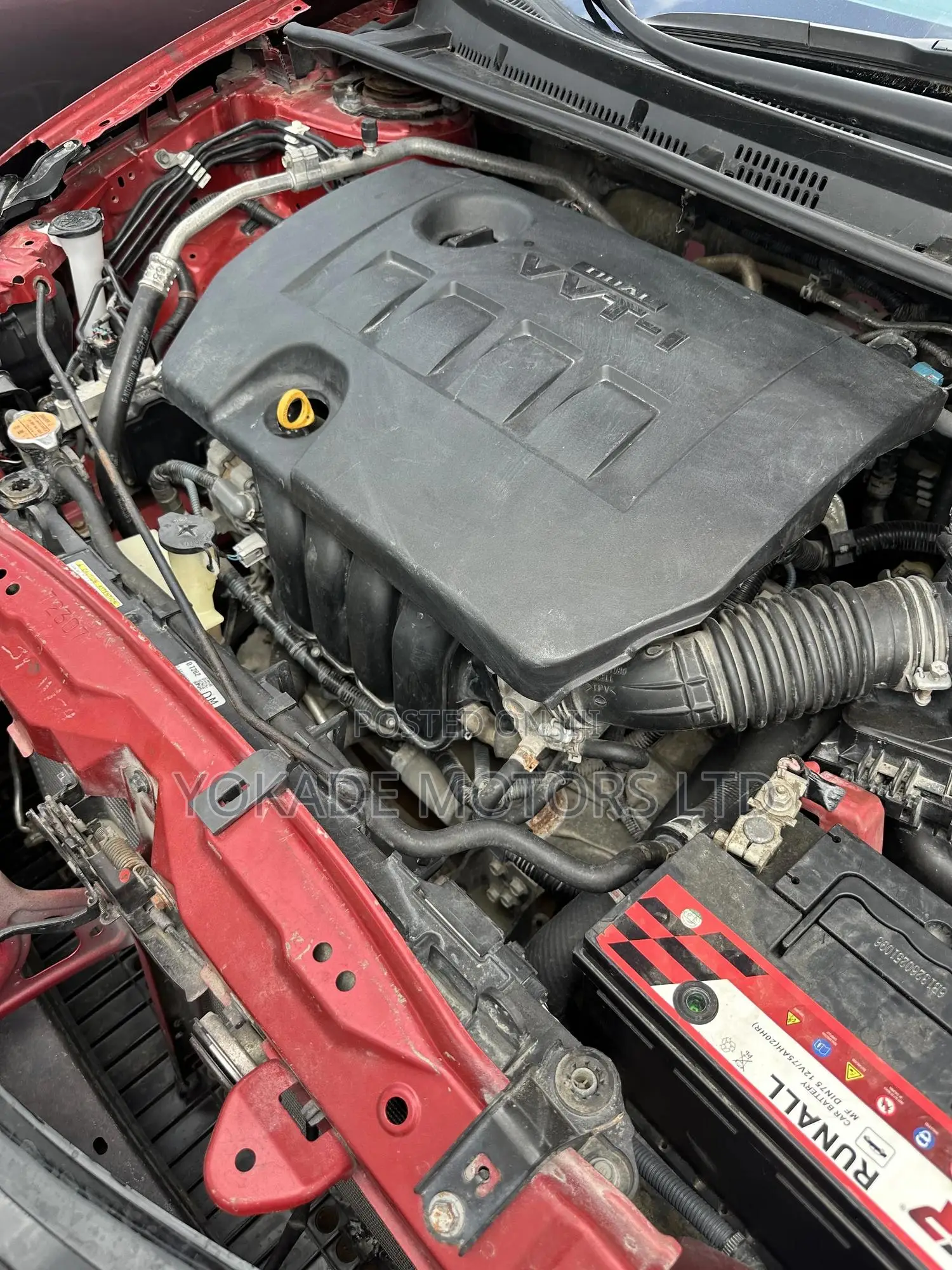 Toyota Corolla S 4dr Sedan (1.8L 4cyl CVT) 2016 Red
