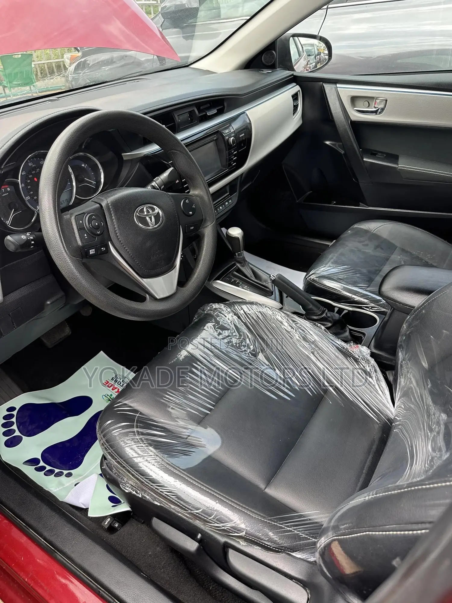 Toyota Corolla S 4dr Sedan (1.8L 4cyl CVT) 2016 Red