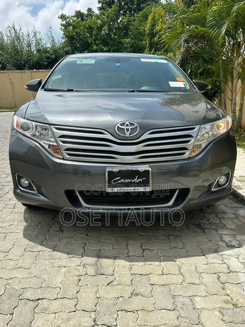 Toyota Venza XLE 2014 Gray