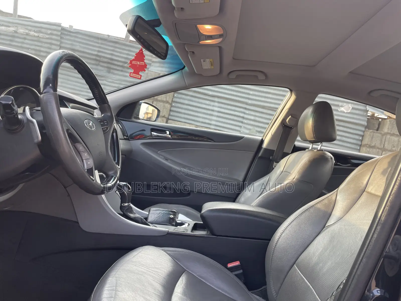 Hyundai Sonata Limited Sedan FWD (2.4L 4cyl 6A) 2012 Black