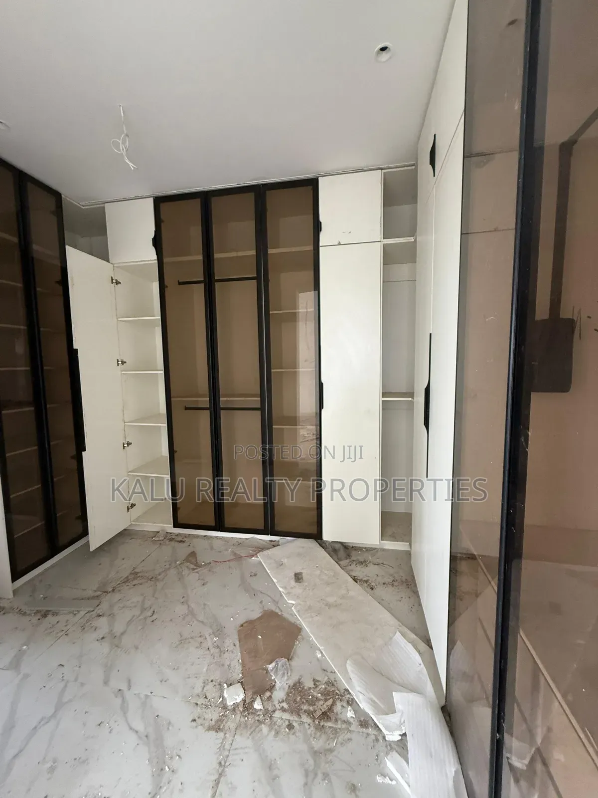 5bdrm Duplex in Ikate for rent