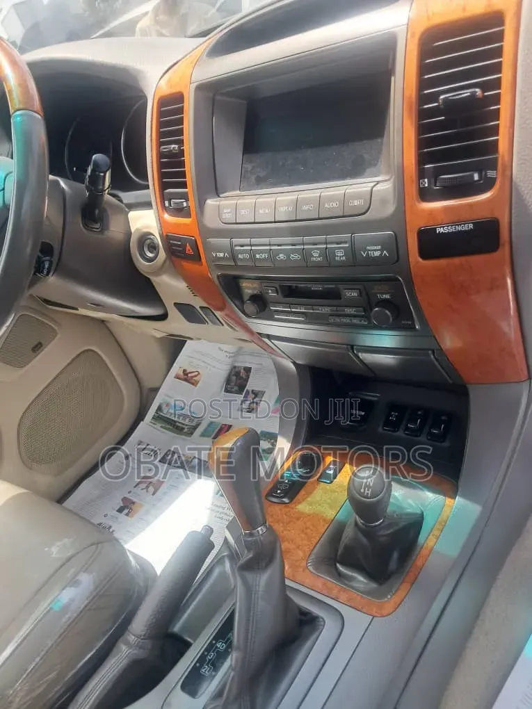 Lexus GX 470 Sport Utility 2005 Gray