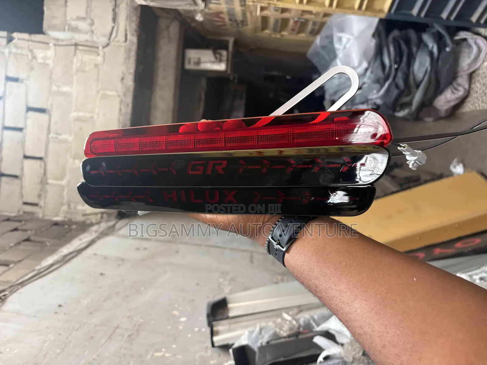 Toyota Hilux 2016/2025 Tailboard Light