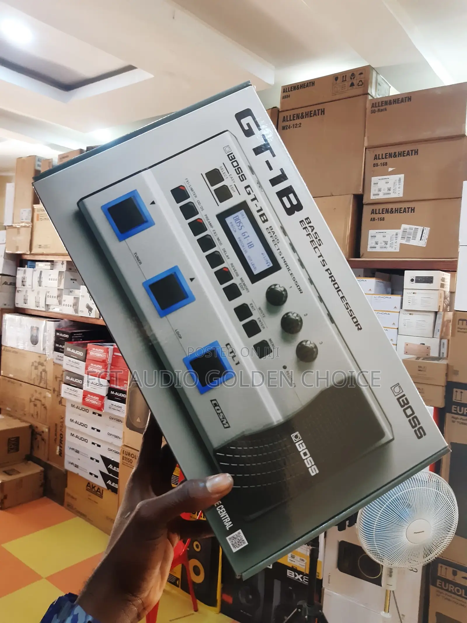 Boss Gt-1b Bass Effects Processor