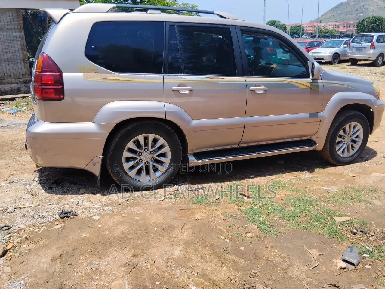 Lexus GX 470 2008 Gold