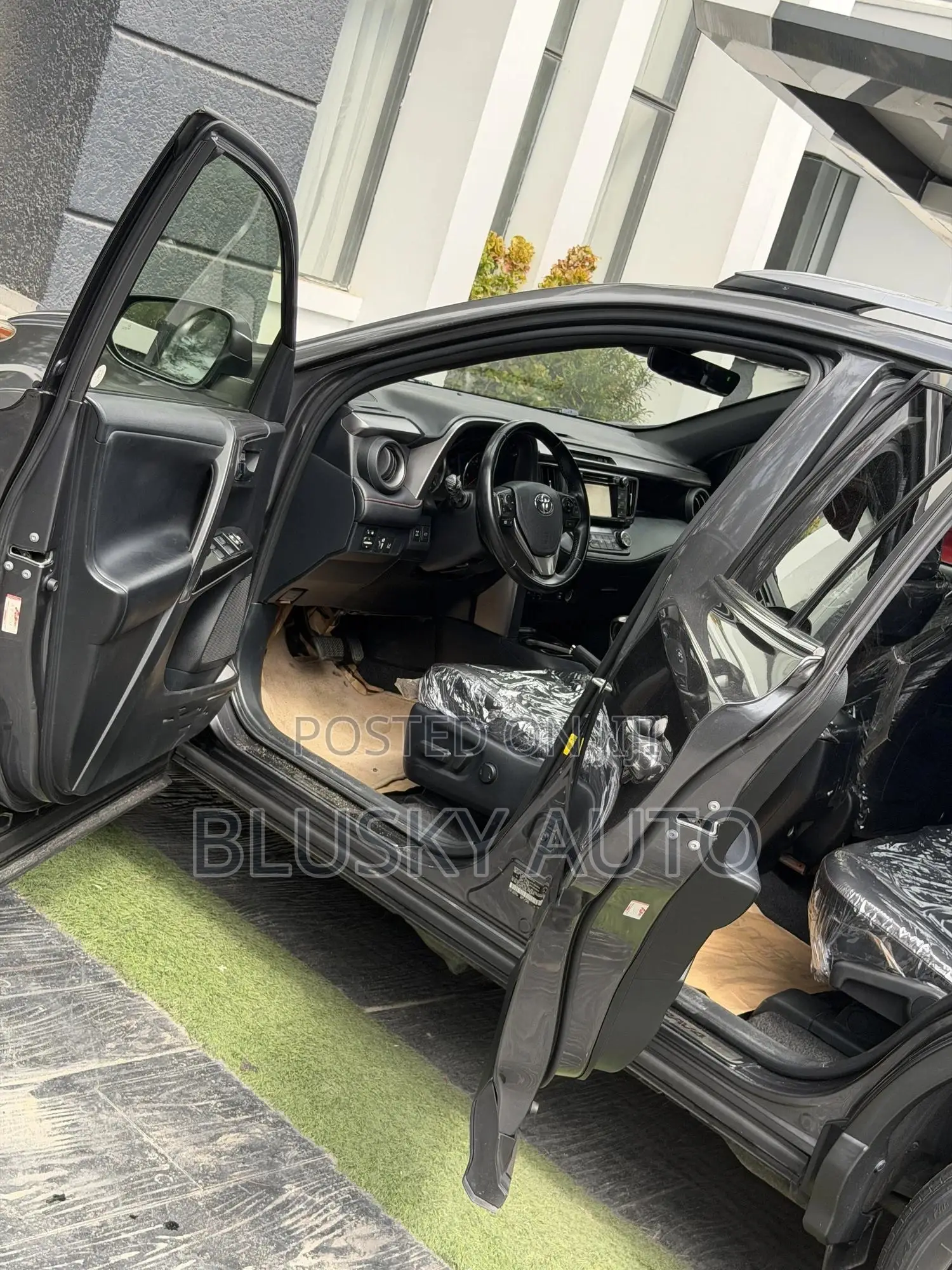 Toyota RAV4 2018 Gray