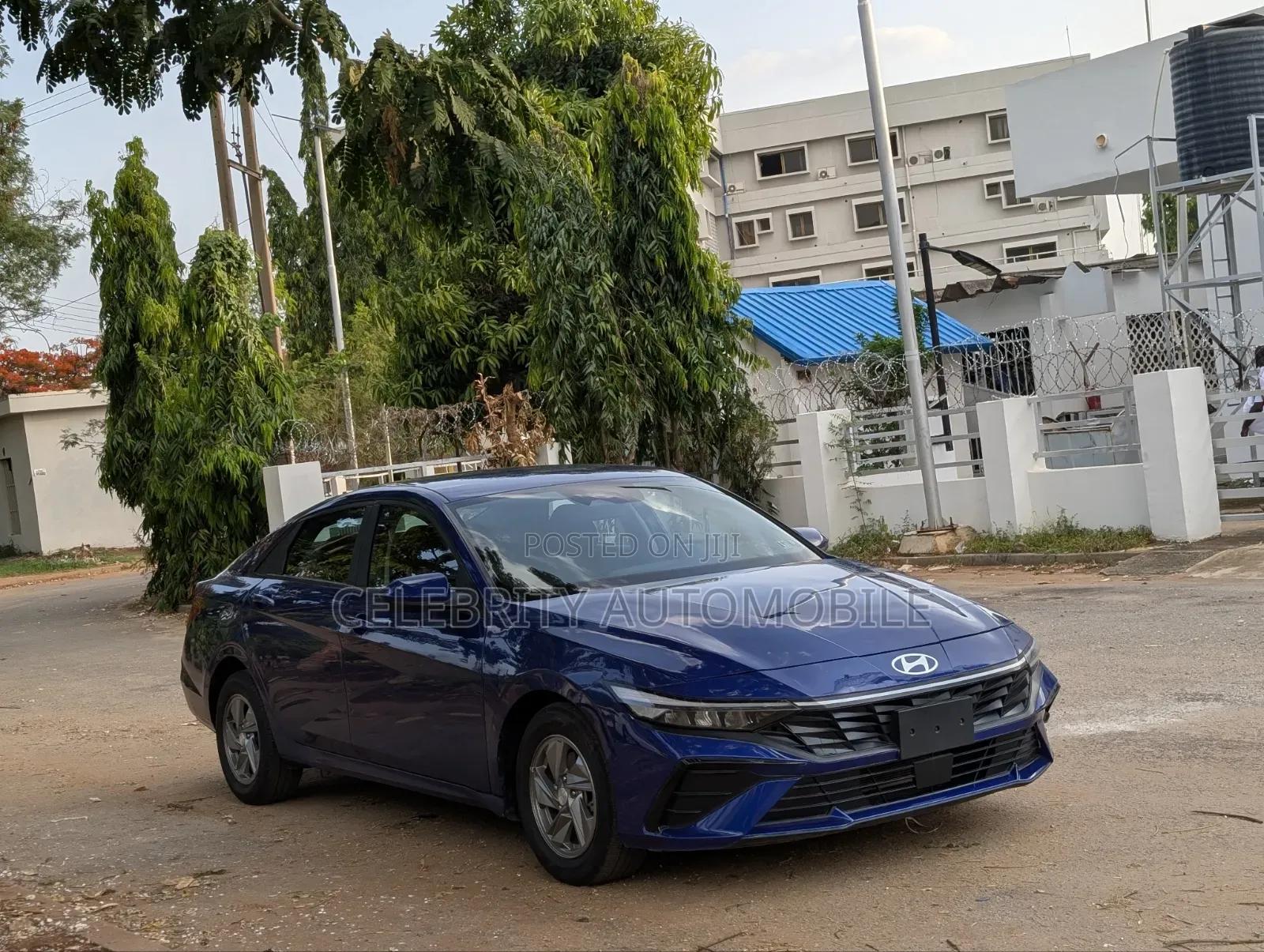 Hyundai Elantra Limited IVT 2025 Blue