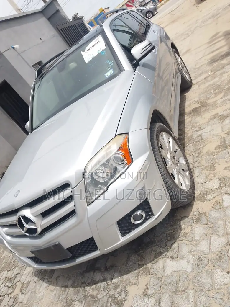 Mercedes-Benz GLK-Class 2011 Silver
