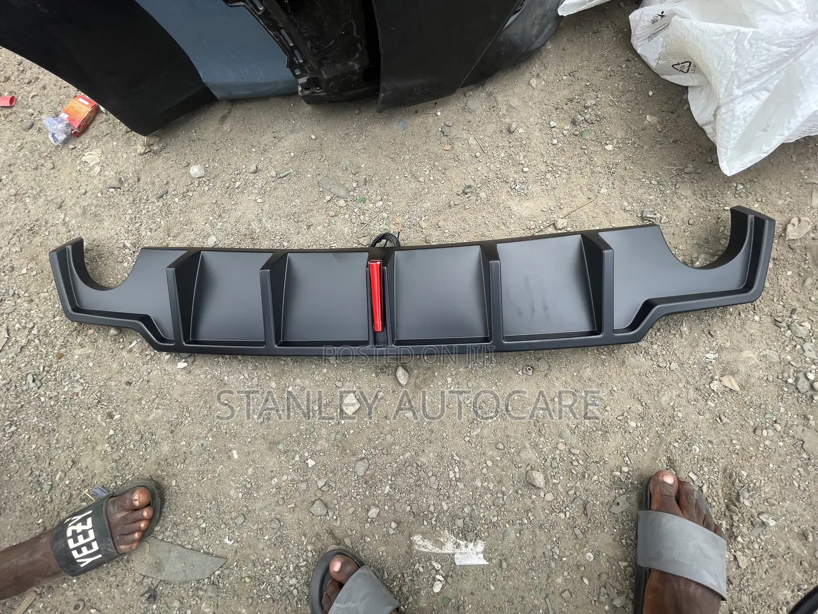 Back Bumper Spoiler Is250 2008