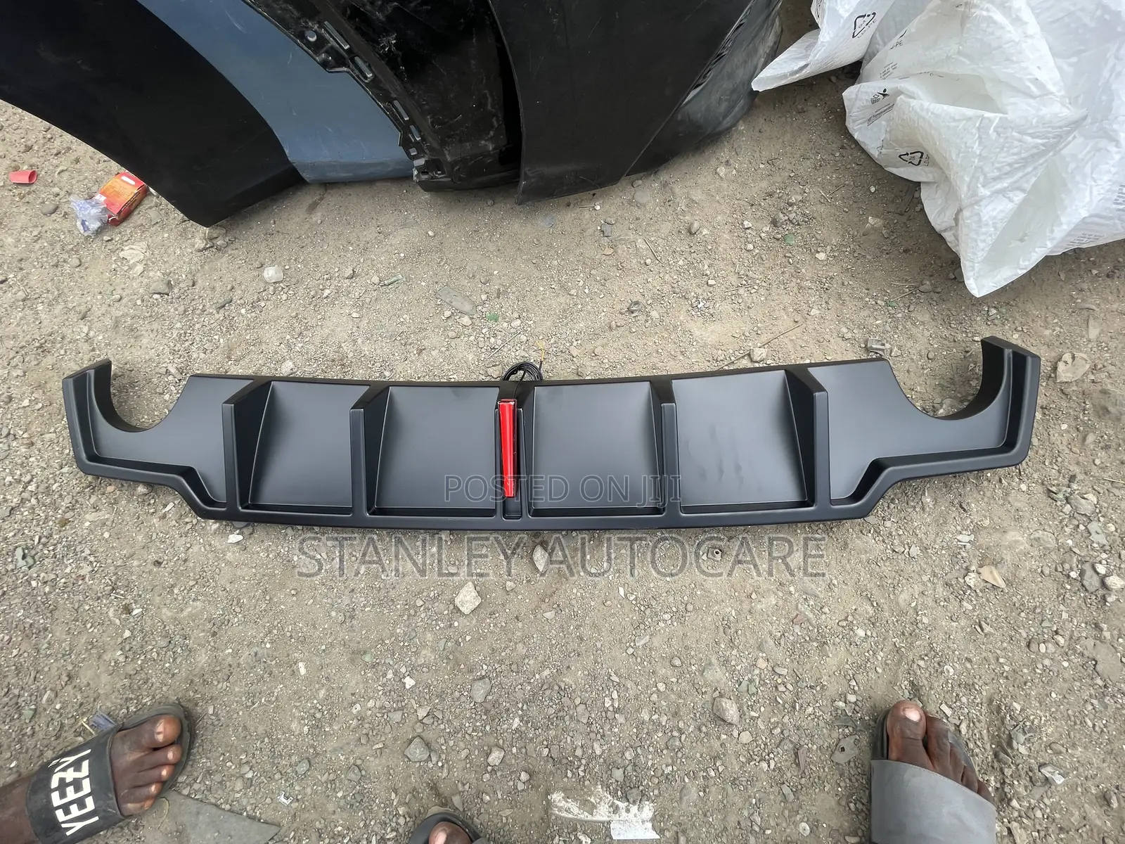 Back Bumper Spoiler Is250 2008