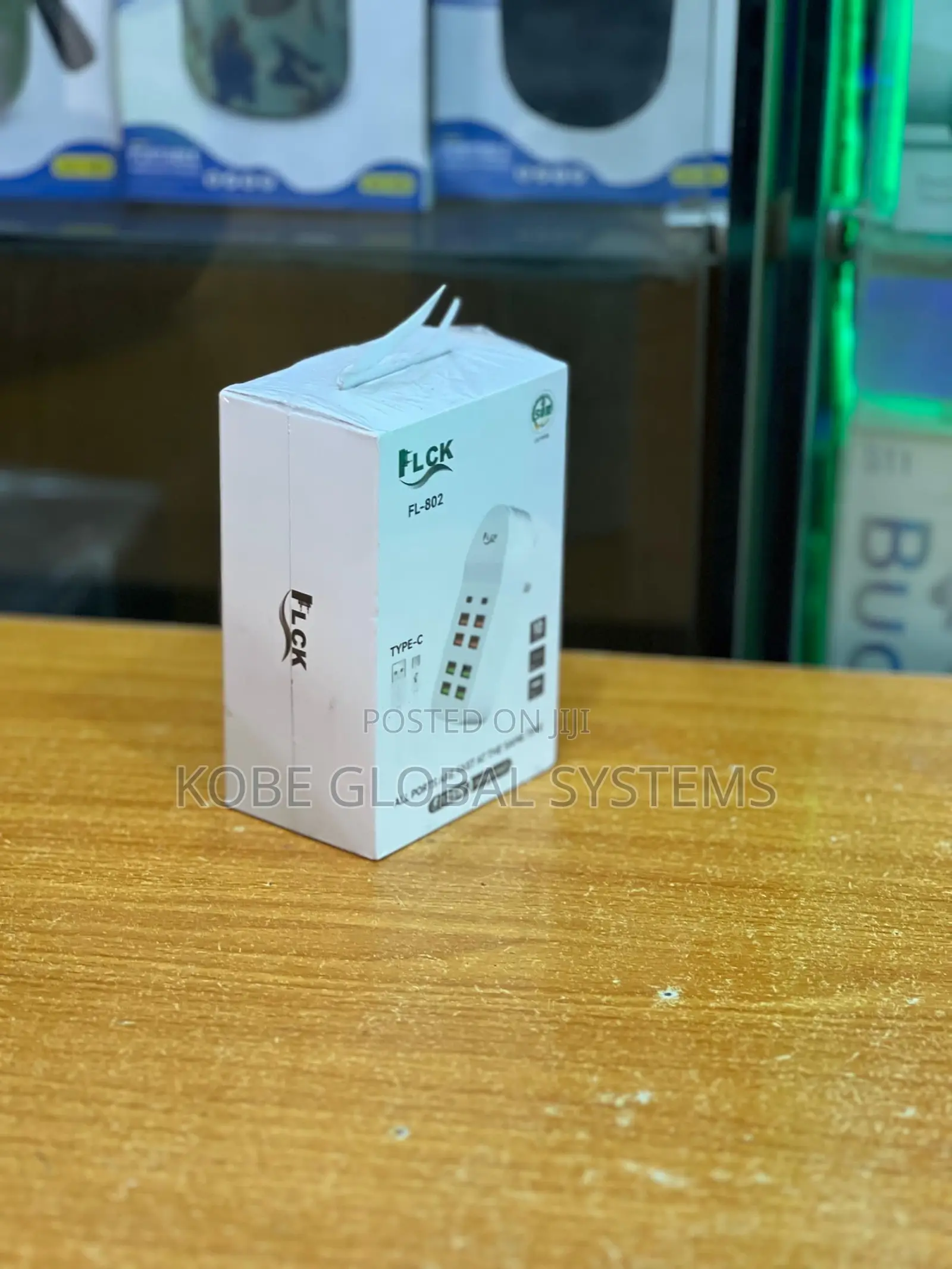 Flick Fl-802 10 Ports 125w Adaptor Charger