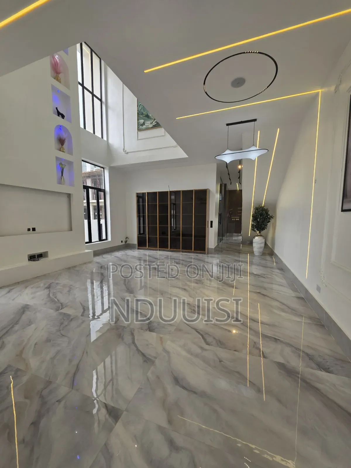 5bdrm Duplex in Lekki Foreshore for sale