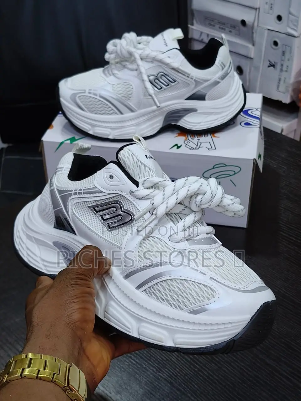 High Quality Balenciaga White Comfy Chunky Sole Sneakers