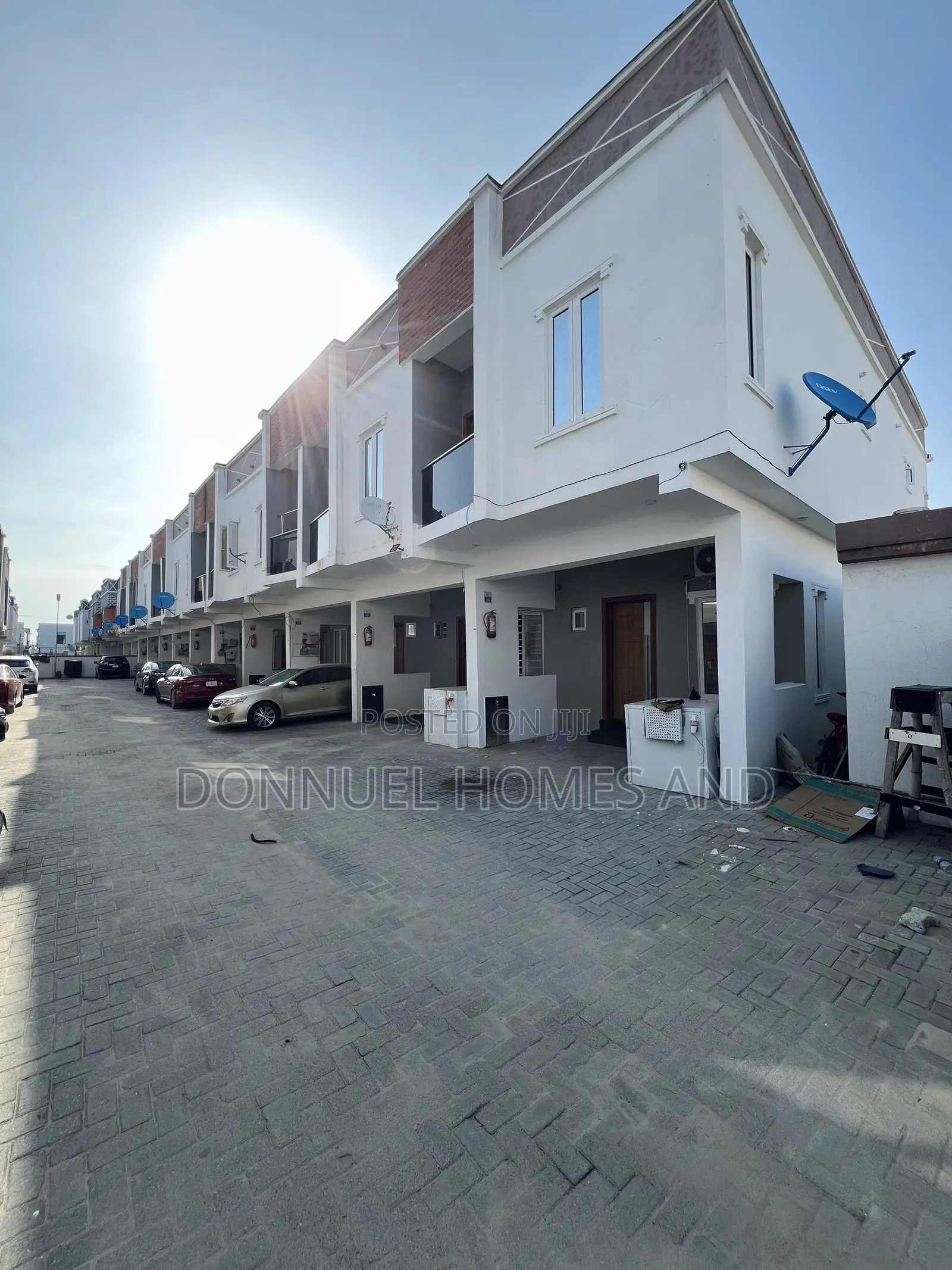 3bdrm Townhouse / Terrace in Ikota for rent